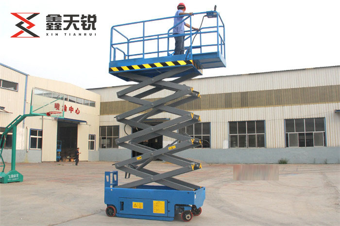 電動輔助（zhù）行（háng）走升降機
